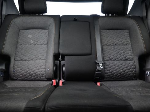 Used 2018 Chevrolet Equinox LT w/ Sun & Infotainment Package image 16