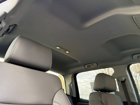 Used 2019 GMC Sierra 2500 SLT image 16