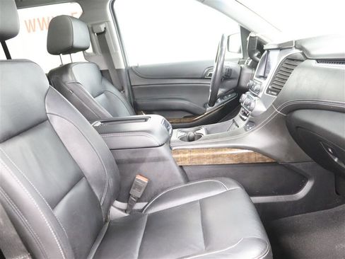 Used 2020 Chevrolet Tahoe LT image 19