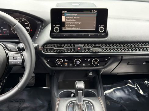 Certified 2025 Honda HR-V Sport image 18