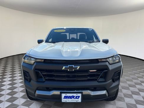 Used 2023 Chevrolet Colorado Trail Boss w/ Technology Package image 11