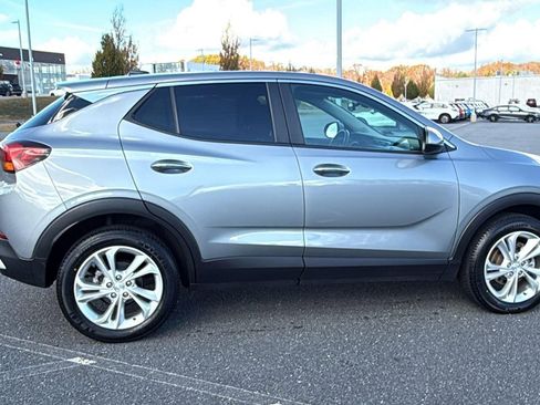 Used 2023 Buick Encore GX Preferred w/ Cold Weather Comfort Package image 4