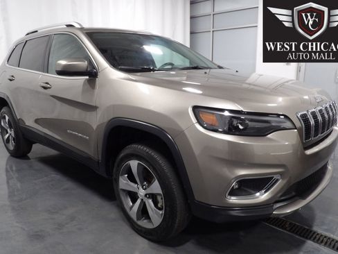 Used 2019 Jeep Cherokee Limited image 1