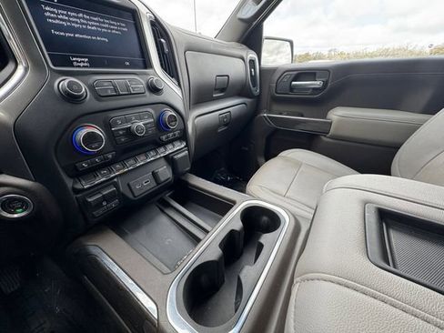 Certified 2022 Chevrolet Silverado 1500 LTZ AWD/4WD image 10