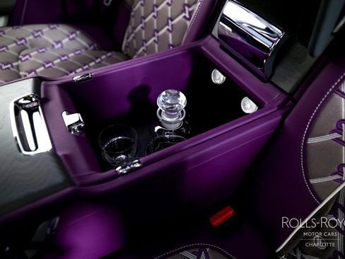 Used 2025 Rolls-Royce Cullinan image 22