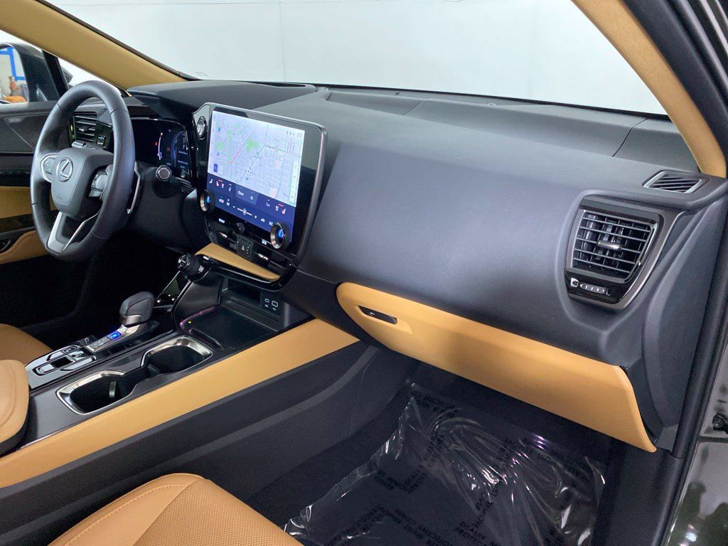 Used 2024 Lexus NX 350h AWD w/ Vision Package image 33
