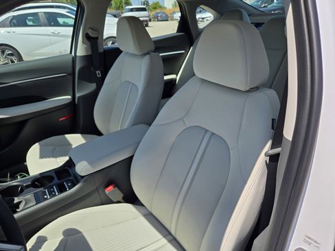 New 2025 Hyundai Sonata SE image 16