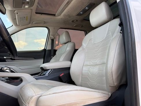 Used 2021 Kia Telluride SX w/ SX Prestige Package image 12