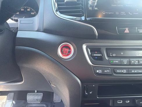 Used 2025 Honda Ridgeline TrailSport image 28