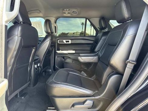 Certified 2022 Ford Explorer XLT w/ Equipment Group 202A image 24