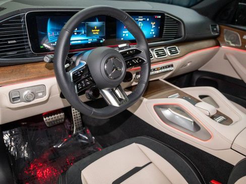 New 2026 Mercedes-Benz GLE 53 AMG 4MATIC image 16