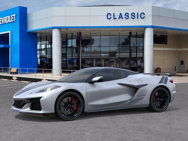 New 2027 Chevrolet Corvette Grand Sport RWD image 2