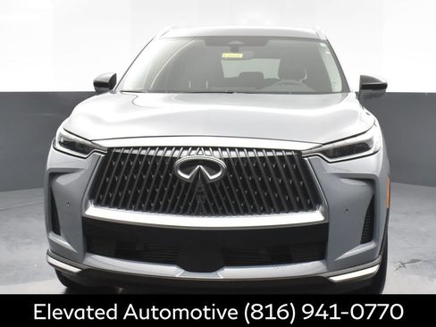 Certified 2026 INFINITI QX60 Luxe w/ Family Package AWD/4WD image 32