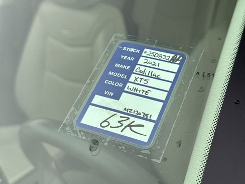 Used 2021 Cadillac XT5 Premium Luxury image 27