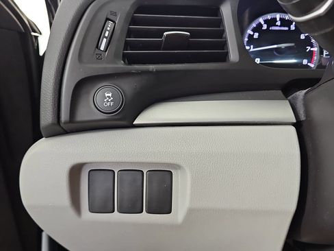 Used 2017 Acura ILX w/ AcuraWatch Plus Package FWD image 24