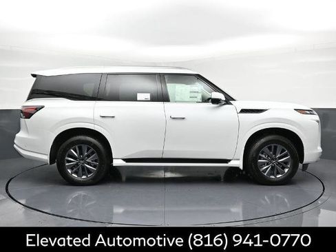 Certified 2026 INFINITI QX80 Pure w/ Cargo Package AWD/4WD image 30