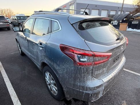 Used 2020 Nissan Rogue Sport SV w/ Technology Package image 5