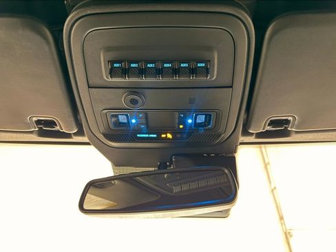 Used 2024 Ford Bronco Black Diamond image 19