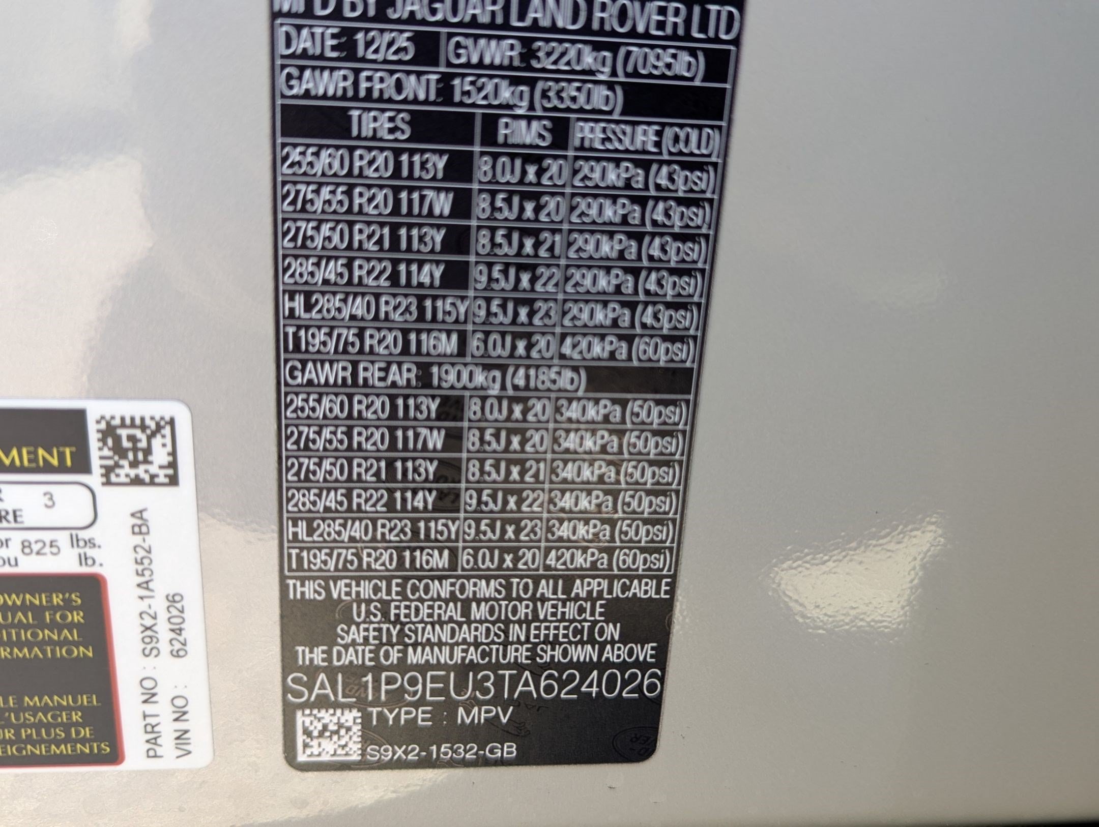New 2026 Land Rover Range Rover Sport SE AWD/4WD image 25