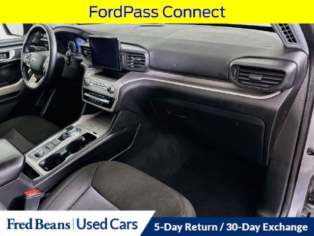 Used 2022 Ford Explorer XLT AWD/4WD image 35