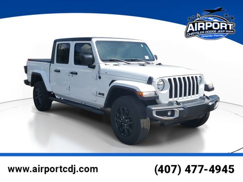 Used 2023 Jeep Gladiator Sport AWD/4WD image 1