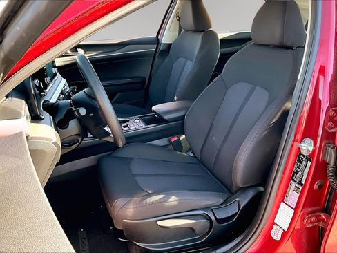 Used 2023 Kia K5 LXS image 21