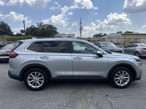 Used 2024 Honda CR-V EX image 9