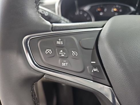 Certified 2024 Chevrolet Equinox LT w/ LPO, Floor Liner Package image 22