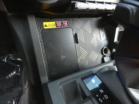 Used 2025 Toyota Tacoma TRD Off-Road w/ TRD Off Road Upgrade Package image 63