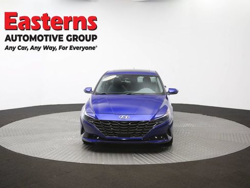 Used 2022 Hyundai Elantra SEL w/ Convenience + Premium Package FWD image 54