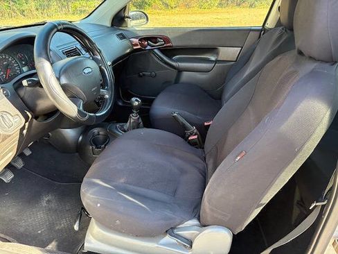 Used 2005 Ford Focus S image 9