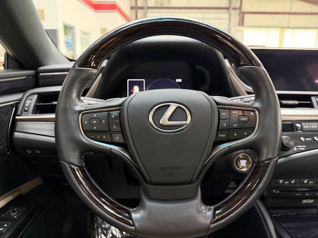 Used 2019 Lexus ES 350 w/ Accessory Package 2 FWD image 22