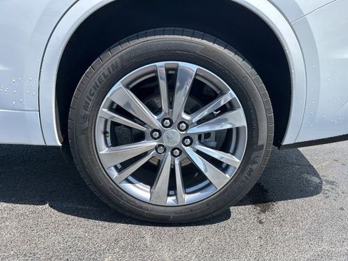 Used 2024 Cadillac XT6 Premium Luxury w/ LPO, Floor Liner Package AWD/4WD image 12