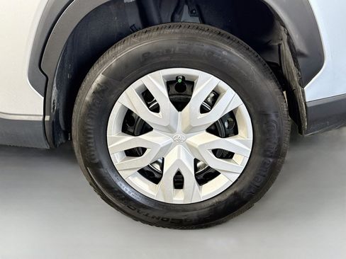 Used 2024 Toyota Corolla Cross L FWD image 36