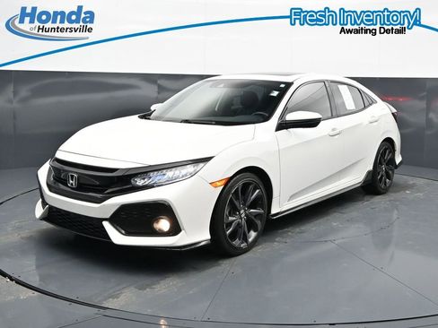 Used 2018 Honda Civic Sport Touring image 4
