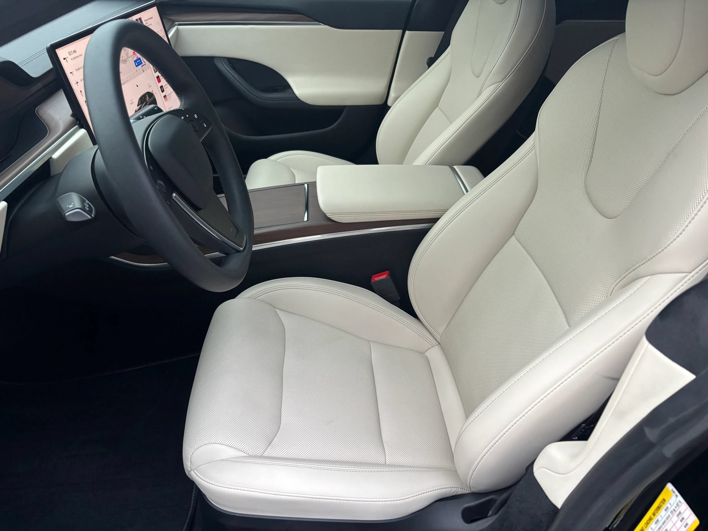 Used 2024 Tesla Model S AWD/4WD image 11