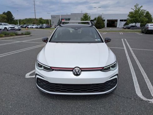 Used 2022 Volkswagen GTI SE FWD image 2