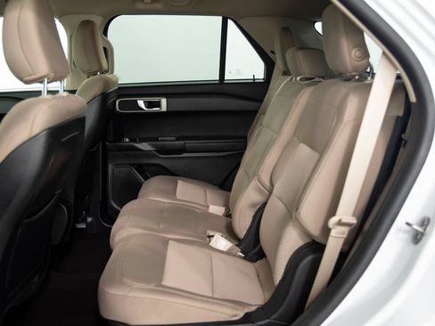 Used 2020 Ford Explorer 4WD image 8