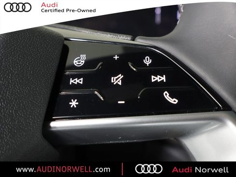 Certified 2025 Audi Q5 Premium Plus AWD/4WD image 30