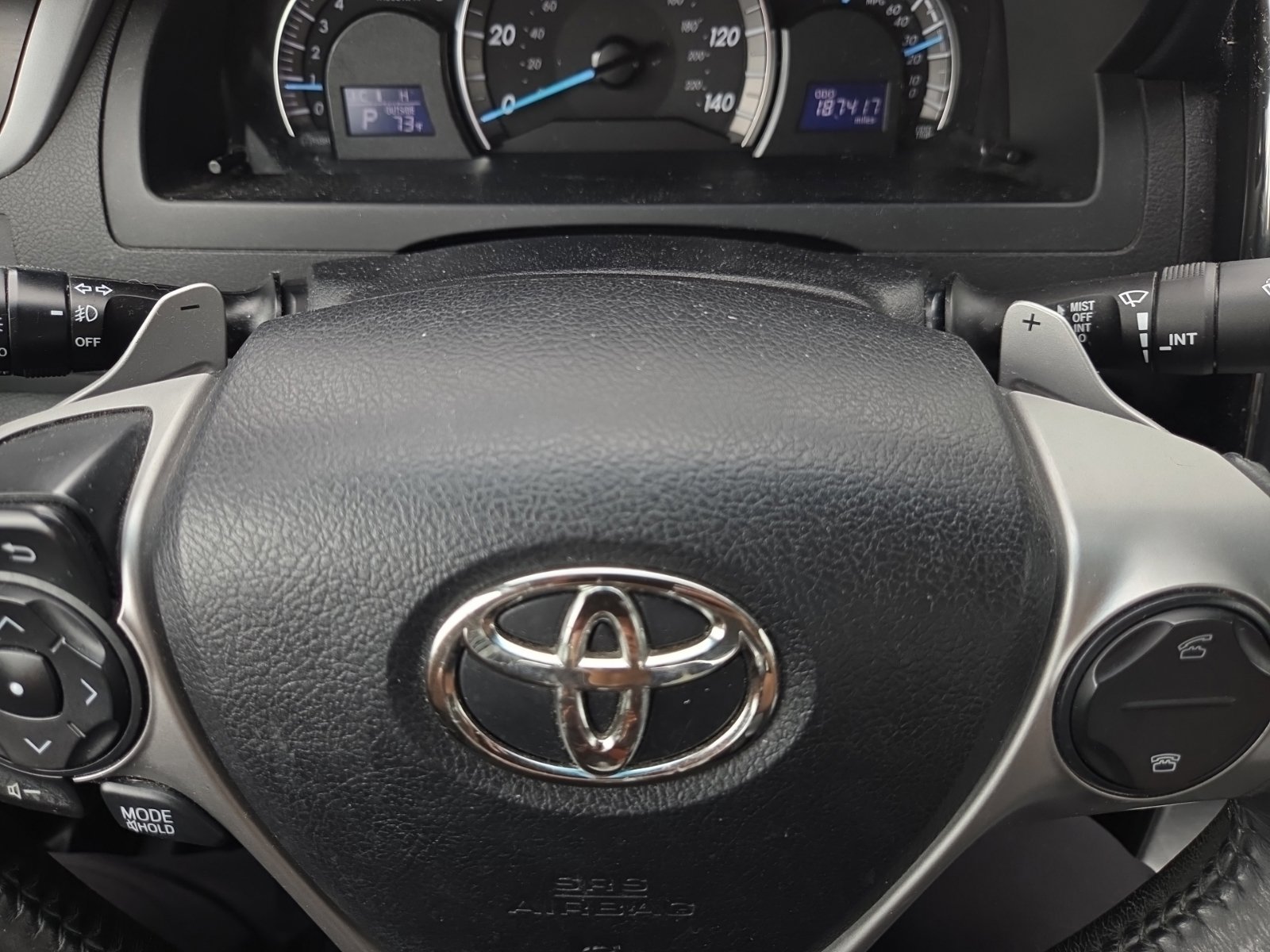 Used 2014 Toyota Camry SE FWD image 24