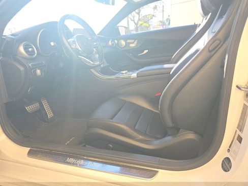 Used 2021 Mercedes-Benz C 300 Coupe image 4