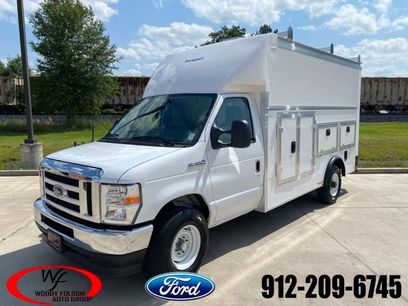New 2025 Ford E-350 and Econoline 350 Super Duty w/ Power Equipment Group