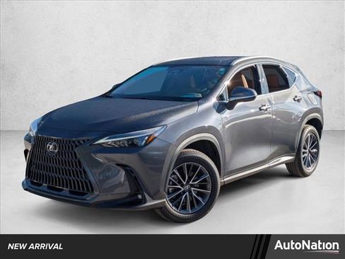 Used 2025 Lexus NX 250 FWD w/ Accessory Package (Z1) image 1