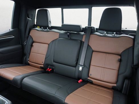 New 2026 Chevrolet Silverado 1500 High Country w/ High Country Premium Package image 27