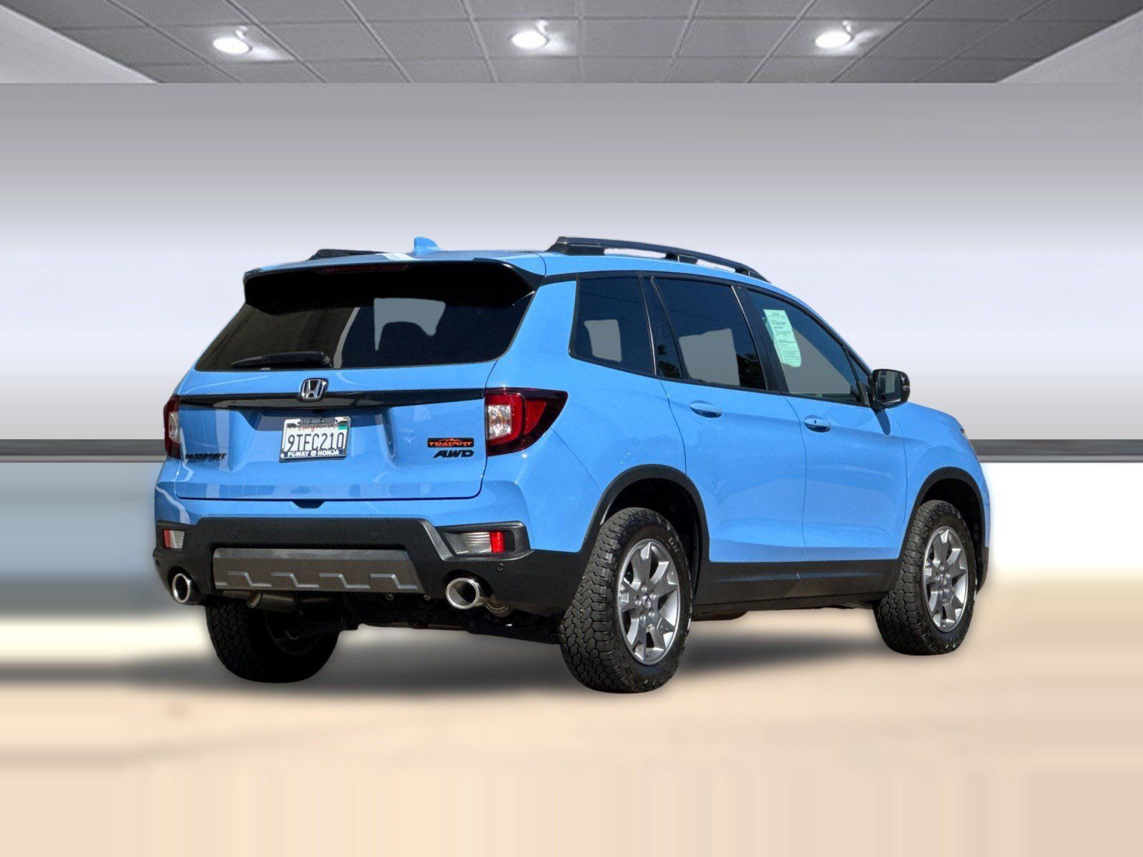 Used 2025 Honda Passport TrailSport image 9