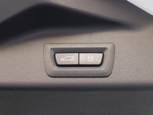 New 2026 BMW X5 xDrive40i w/ Climate Comfort Package image 18