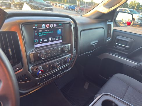 Certified 2017 Chevrolet Silverado 1500 LT w/ All Star Edition AWD/4WD image 22