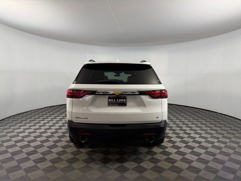 Used 2023 Chevrolet Traverse LT image 7
