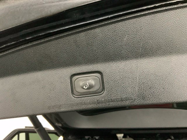 Used 2017 Ford Explorer XLT w/ Equipment Group 202A AWD/4WD image 42
