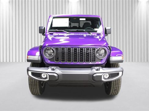 New 2026 Jeep Gladiator Sport image 35
